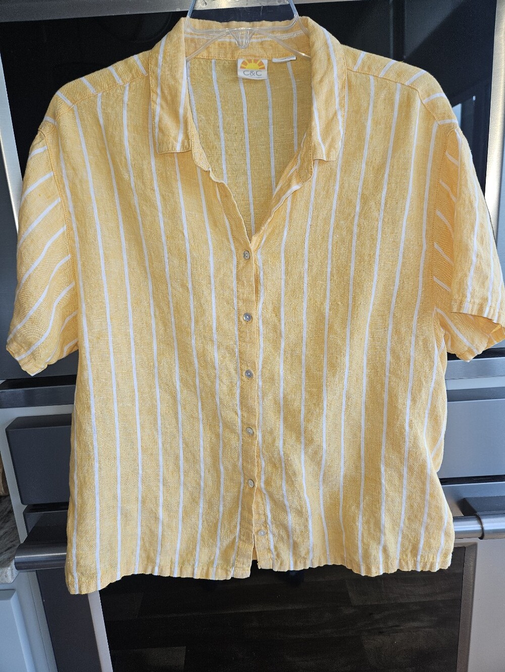 C&C California Yellow and White Striped Short Sleeve Button Shirt Linen Medium